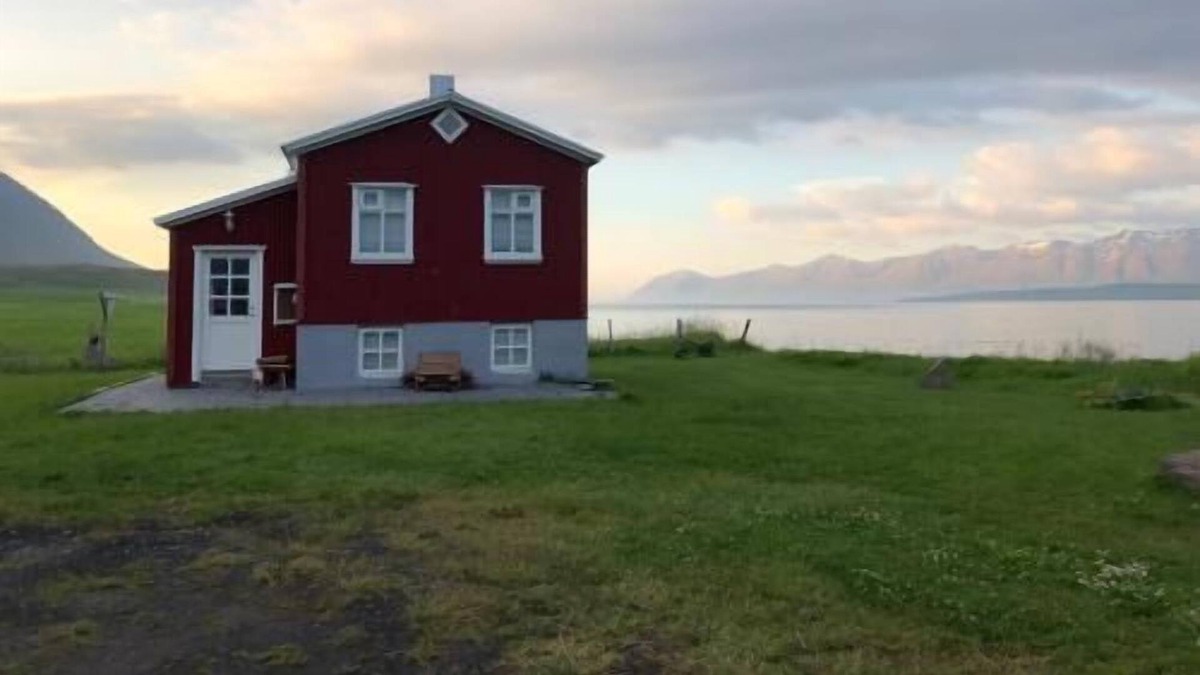 Dalvik House | Holiday house Dalvík for 1 - 4 persons with 2 bedrooms - Holiday home