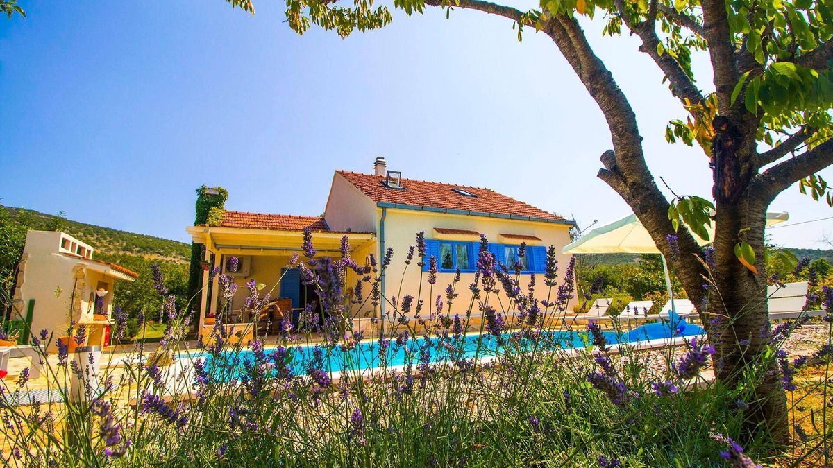 Krusvar House | Holiday house Dicmo for 5 - 8 persons with 4 bedrooms - Holiday house