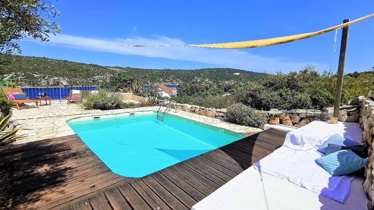 Veliki Drvenik House | Holiday house Drvenik Veliki for 1 - 8 persons with 3 bedrooms - Holiday house