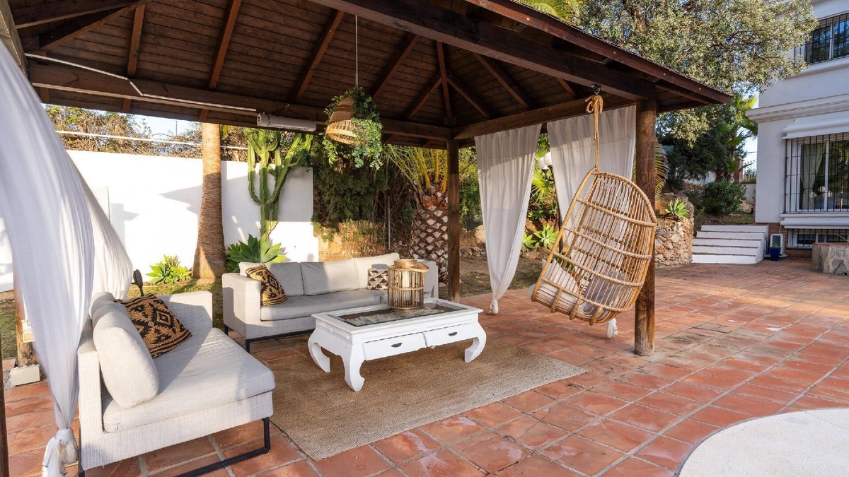 Urbanizacion el Rosario House | Holiday house Elveria for 1 - 10 persons with 5 bedrooms - Holiday home
