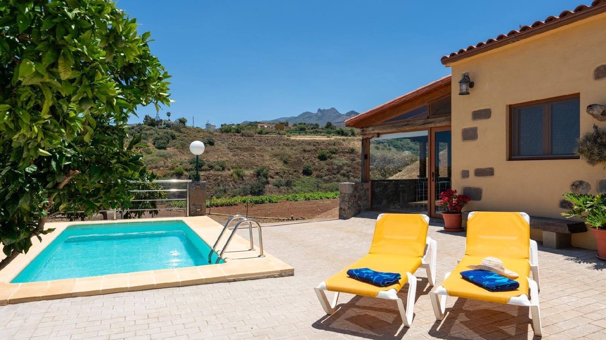 La Solana House | Holiday house Vega de San Mateo for 1 - 4 persons with 1 bedroom - Holiday house