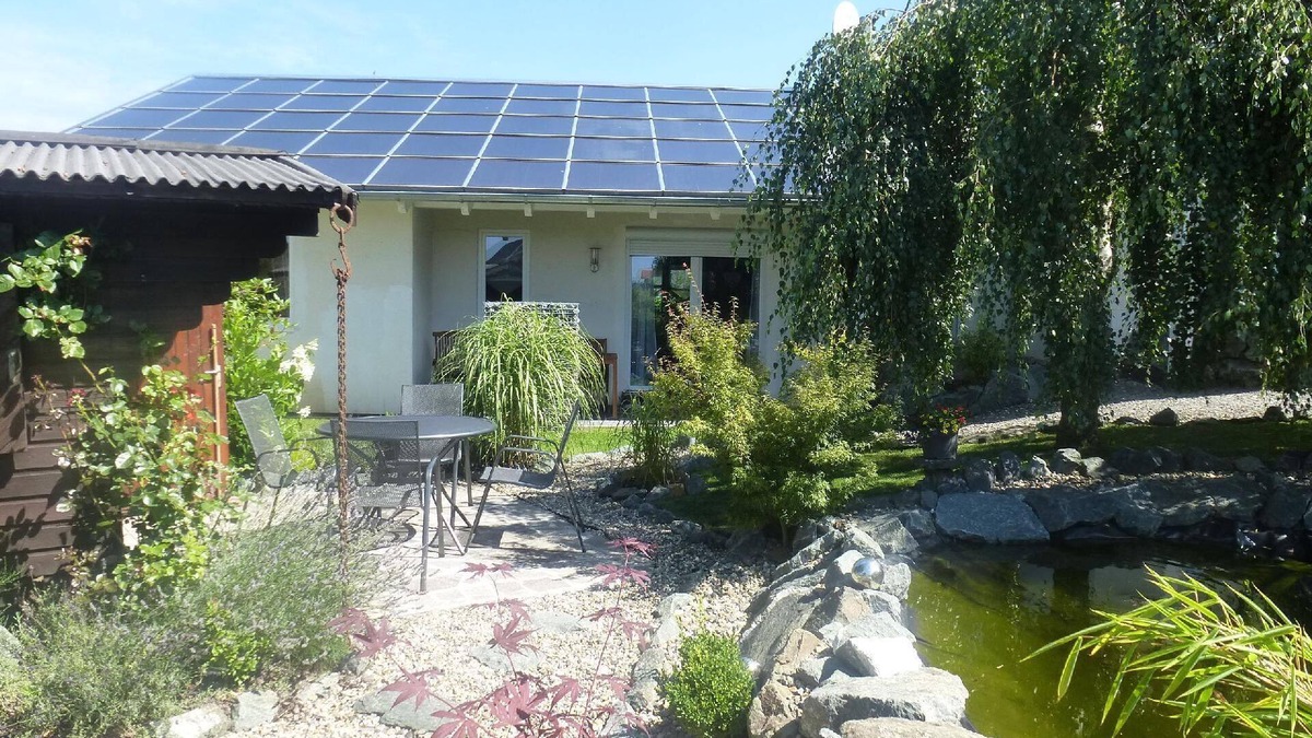 Willersdorf House | Holiday house for seven people with a roofed terrace