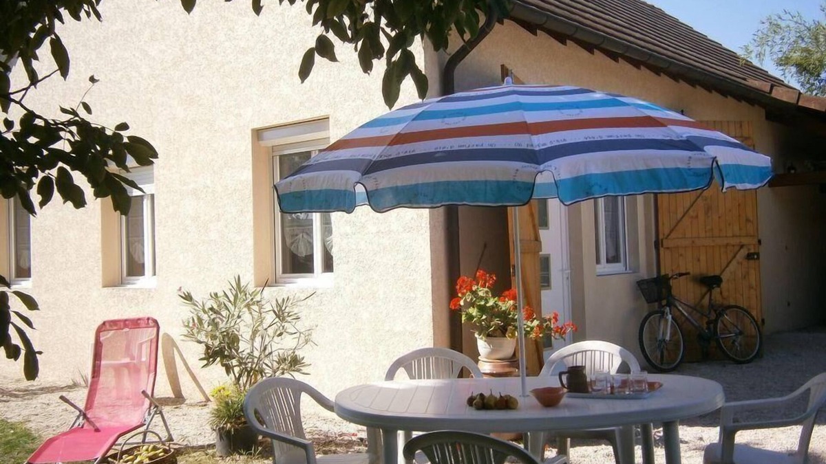 Sennecey-le-Grand House | Holiday house Sennecey le Grand for 1 - 5 persons with 2 bedrooms - Holiday home