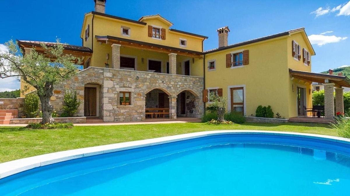Pazin House | Holiday house Grdoselo for 1 - 12 persons with 4 bedrooms - Holiday house