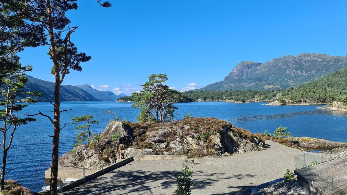 Suldal House | Holiday house Hebnes for 1 - 6 persons with 3 bedrooms - Holiday house