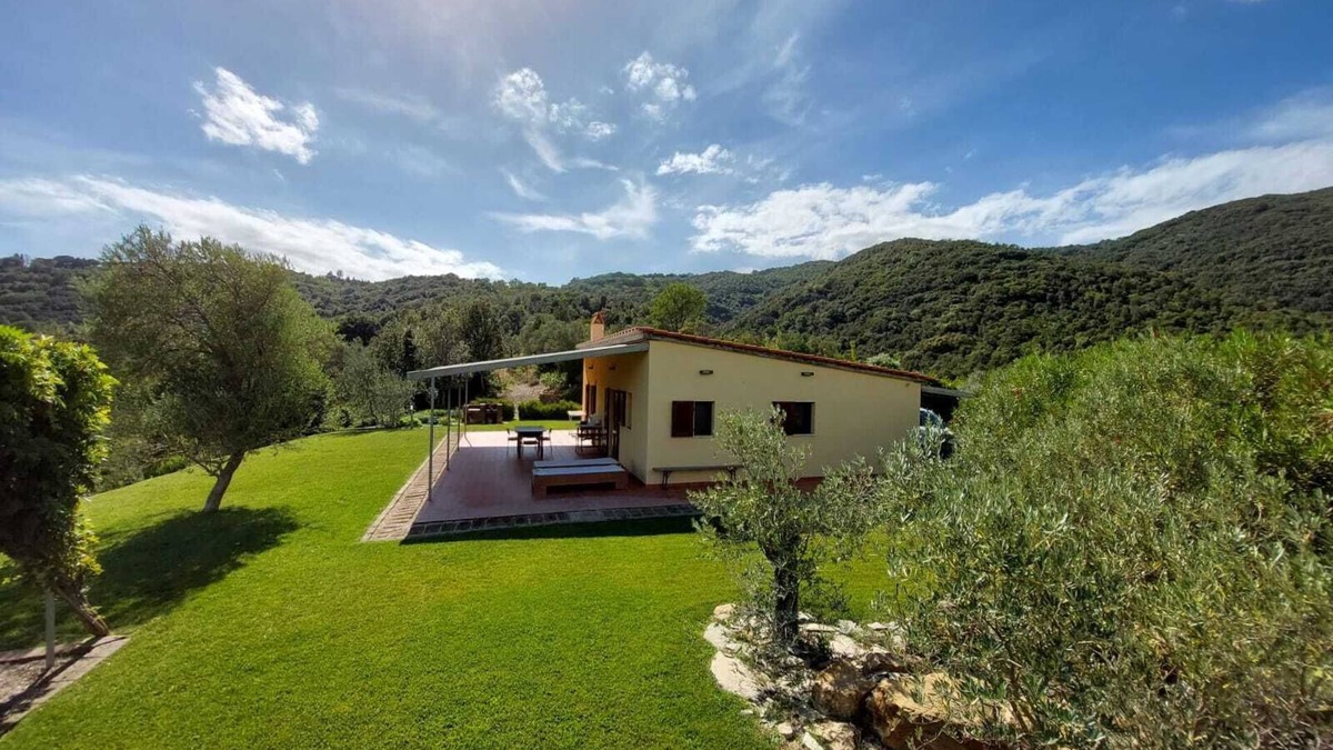 Suvereto House | Holiday house in an idyllic secluded location - nature and culture - near the sea - all year round