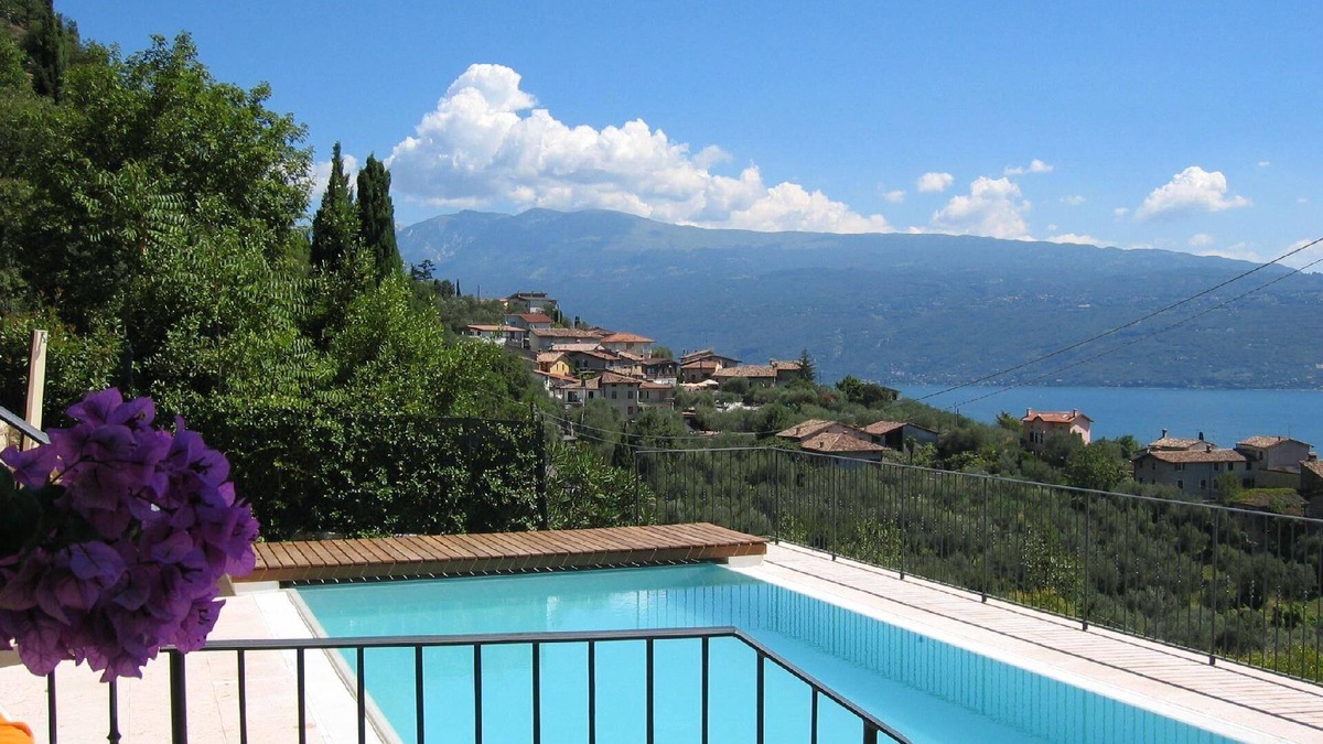 Pulciano House | Holiday house Toscolano-Maderno for 1 - 6 persons with 3 bedrooms - Holiday house
