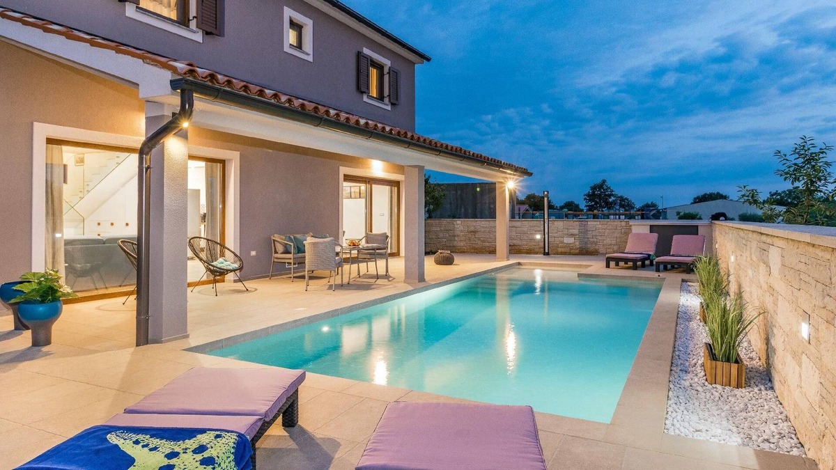 Jadreski House | Holiday house Jadreski for 1 - 6 persons with 3 bedrooms - Holiday home