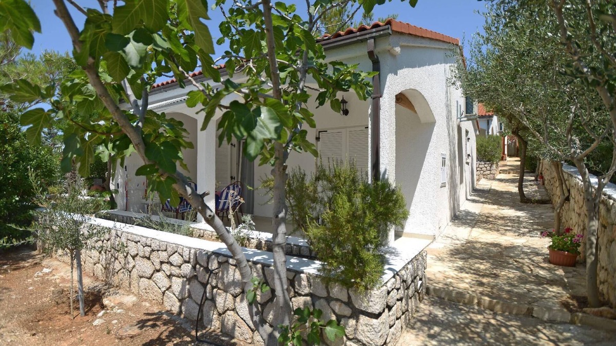 Kolan House | Holiday house Kolan for 1 - 4 persons with 2 bedrooms - Holiday house