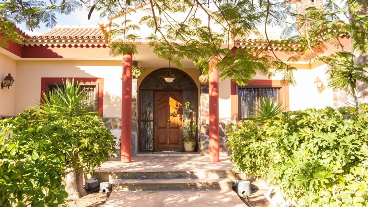Las Rosas House | Holiday house Las Galletas for 1 - 20 persons with 9 bedrooms - Holiday house