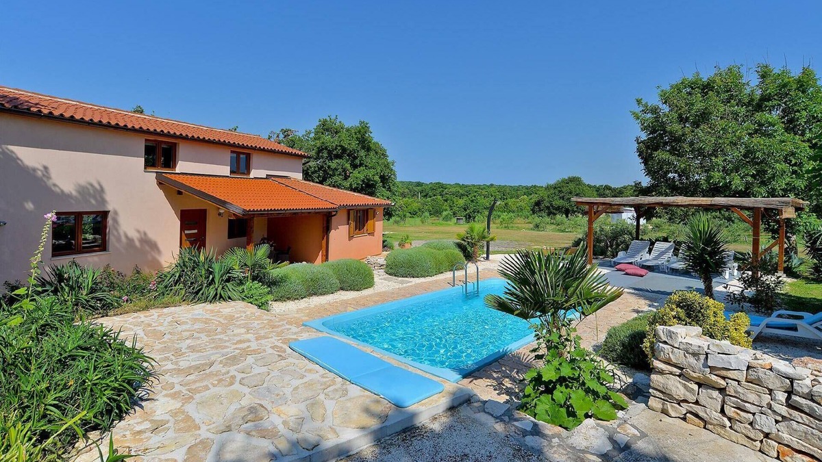 Liznjan House | Holiday house Ližnjan for 1 - 16 persons with 7 bedrooms - Holiday home