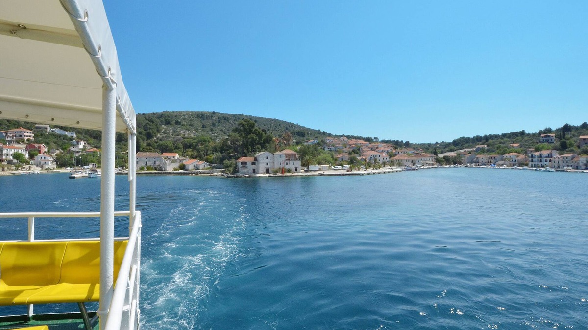 Veliki Drvenik House | Holiday House located in private place of peaceful island