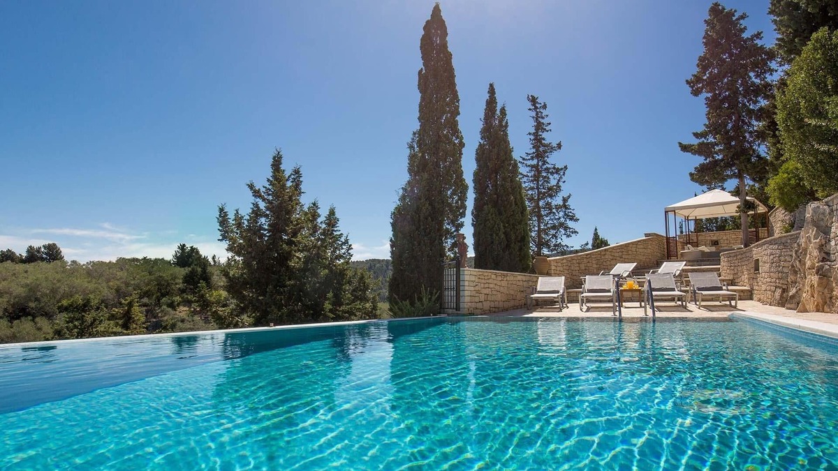 Koutsi House | Holiday house Longos for 1 - 6 persons with 3 bedrooms - Holiday home