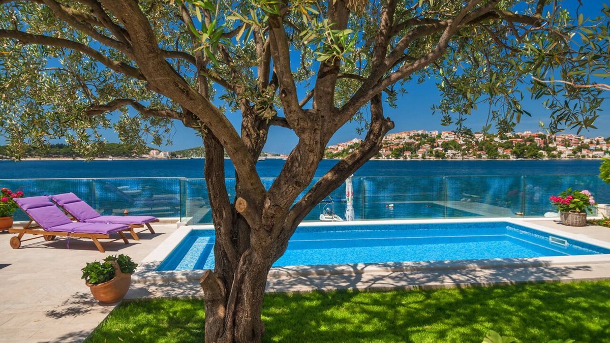 Podglavica House | Holiday house Lucmar - swimming pool and sea view - Zatoglav, Riviera Sibenik, Croatia