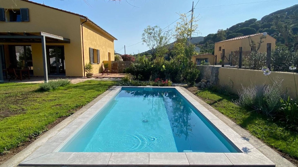 Campo nell'Elba House | Holiday house Marina di Campo for 1 - 6 persons with 2 bedrooms - Twin house