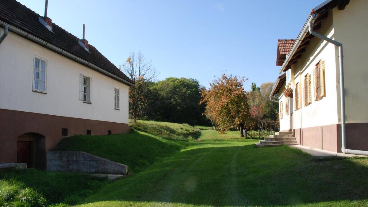 Ljutomer House | Holiday house Mala Nedelja for 1 - 4 persons with 2 bedrooms - Holiday home