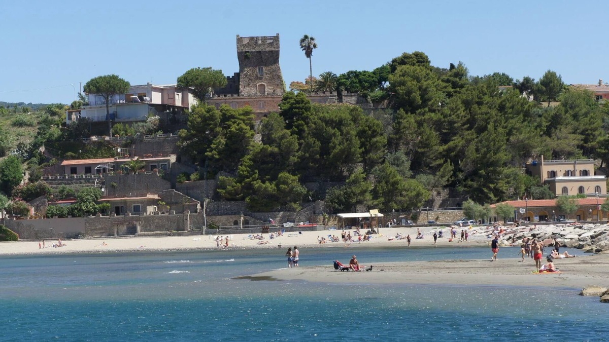 Marina di Casal Velino House | Holiday house Marina di Casal Velino for 2 - 4 persons with 2 bedrooms - Holiday house
