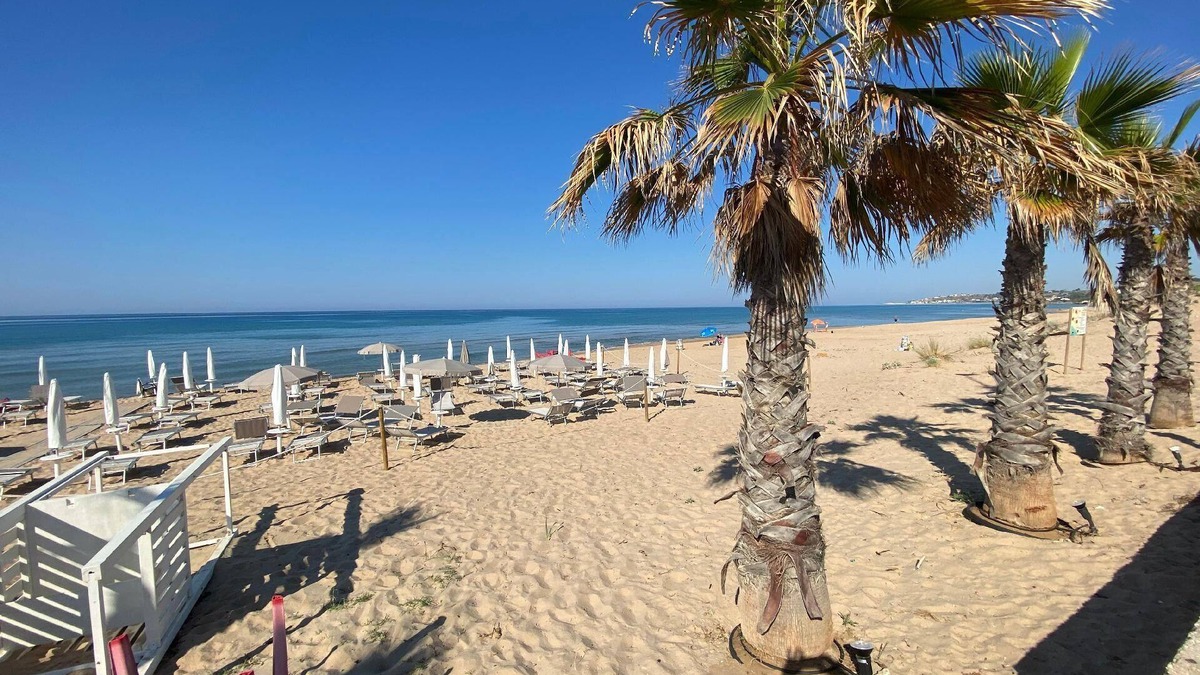 Contrada Fiori Sud House | Holiday house Menfi for 1 - 6 persons with 3 bedrooms - Holiday home