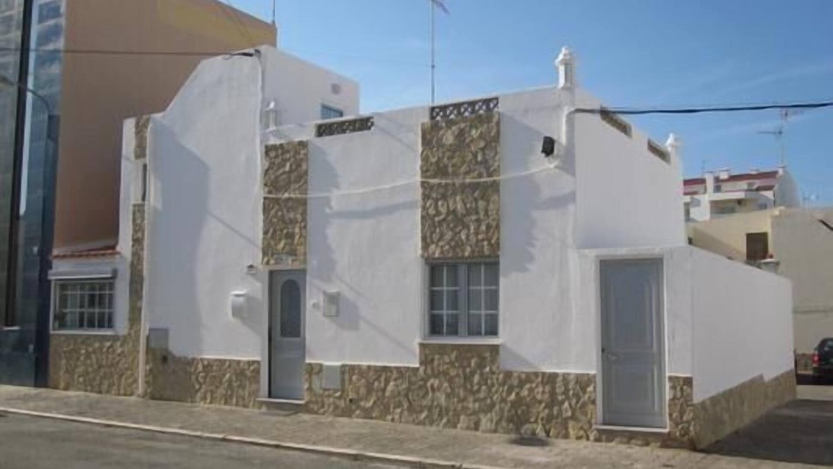 Vila Real Santo Antonio House | Holiday house Monte Gordo for 5 persons with 2 bedrooms - Holiday home