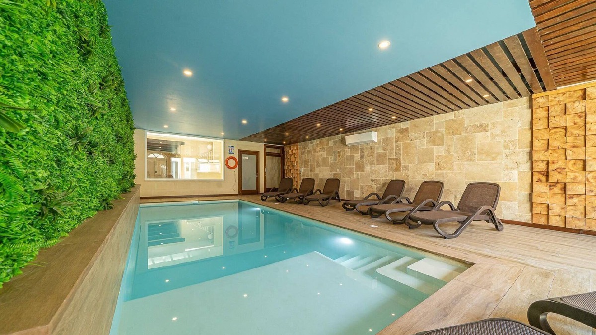 Munxar House | Holiday house Munxar for 1 - 10 persons with 5 bedrooms - Row house
