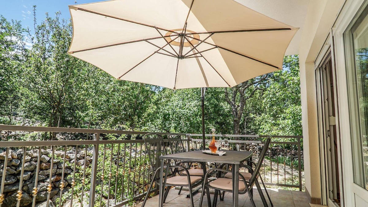 Grubine House | Holiday house near the sea and the lake-explore Dalmatia-near Makarska rivijera.