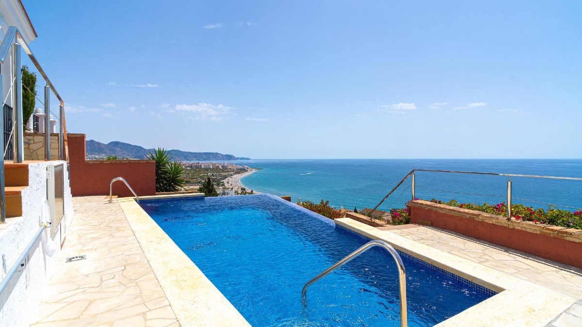 Punta Lara House | Holiday house Nerja for 1 - 6 persons with 3 bedrooms - Holiday home