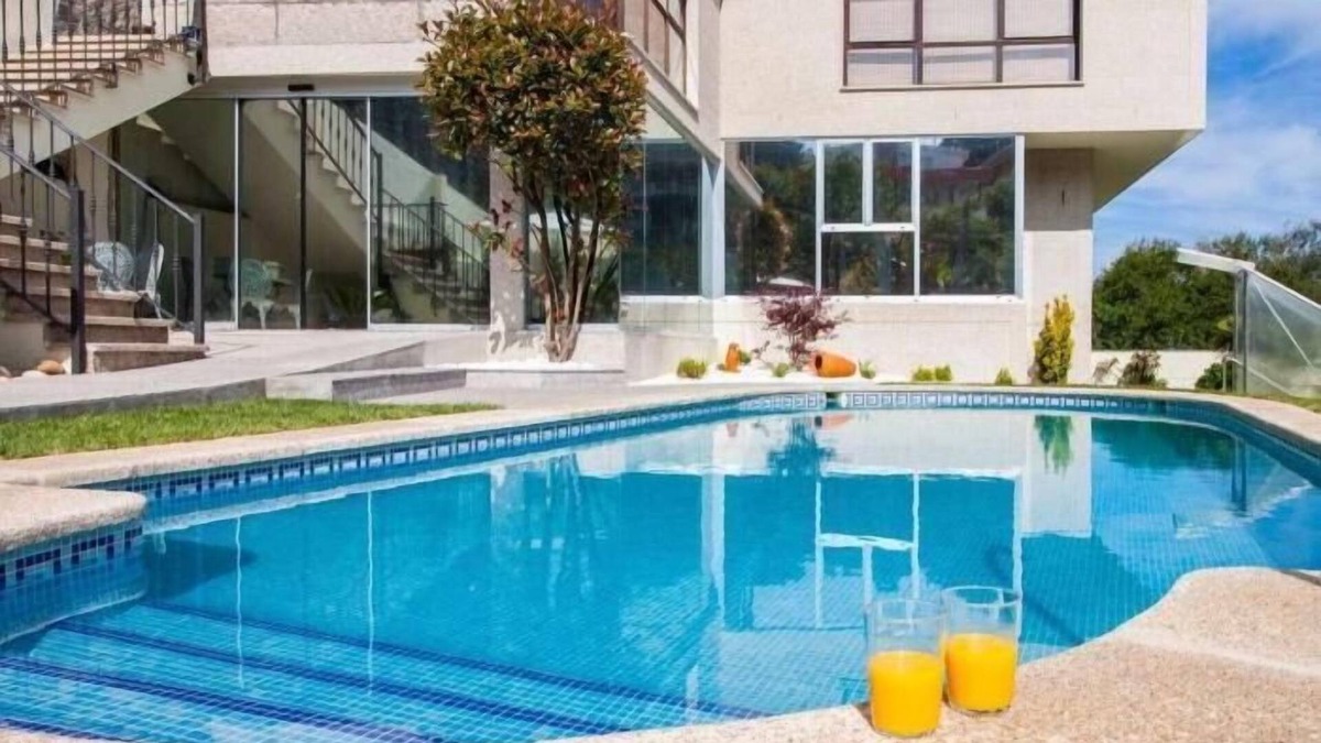 Saians House | Holiday house Oia for 1 - 12 persons with 6 bedrooms - Holiday home