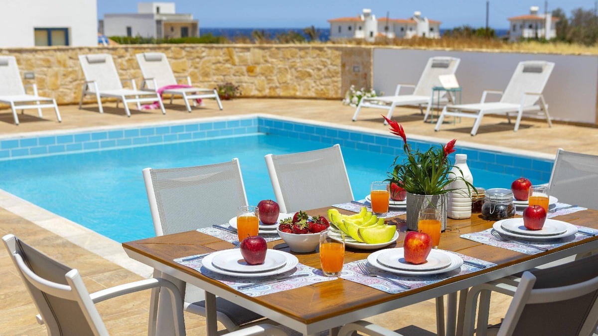 Pomos House | Holiday house Pomos for 1 - 8 persons with 4 bedrooms - Holiday house