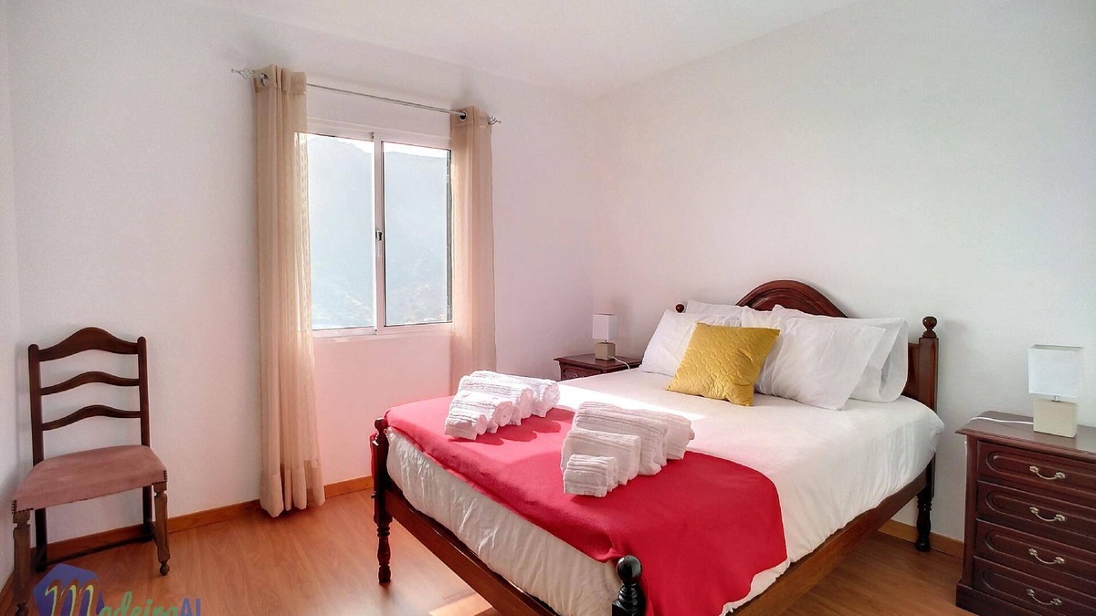Porto da Cruz House | Holiday house Porto da Cruz for 1 - 4 persons with 2 bedrooms - Row house
