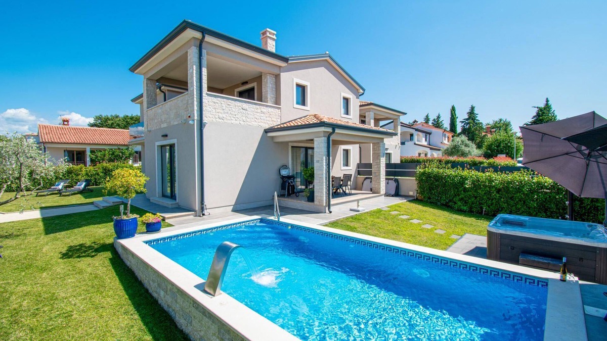 Kukci House | Holiday house Poreč for 1 - 8 persons with 3 bedrooms - Holiday home