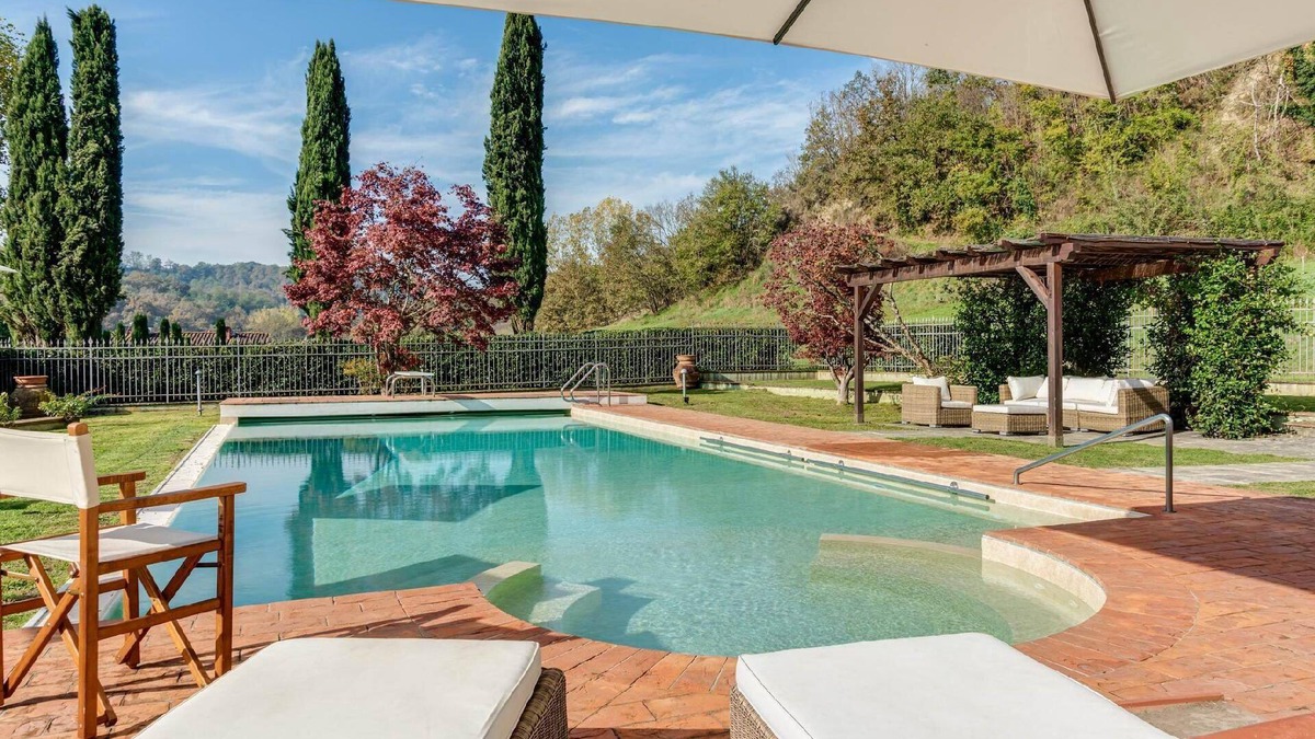 Reggello House | Holiday house Reggello for 1 - 12 persons with 6 bedrooms - Holiday house