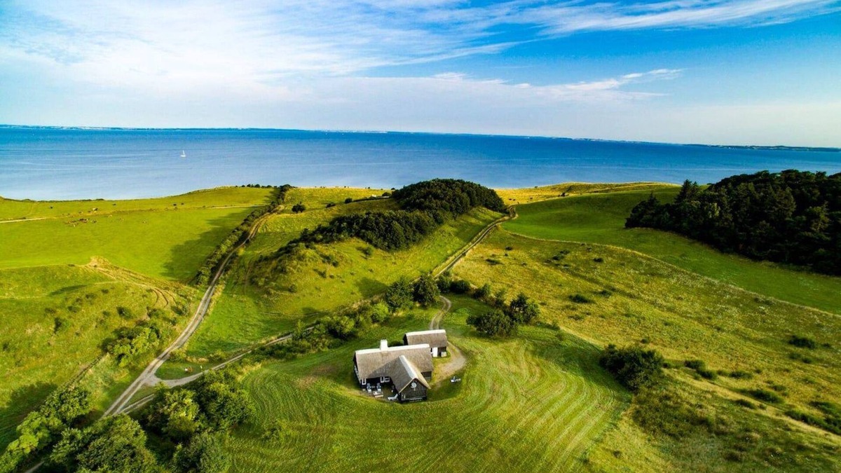Samsø House | Holiday house Samsø for 1 - 8 persons with 4 bedrooms - Holiday house