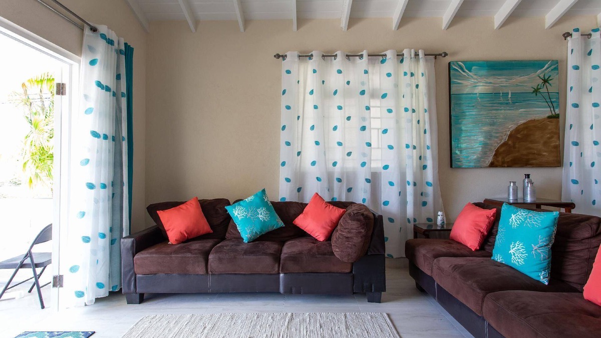 Fitts Village House | Holiday house Sandy Lane for 1 - 4 persons with 2 bedrooms - Holiday house