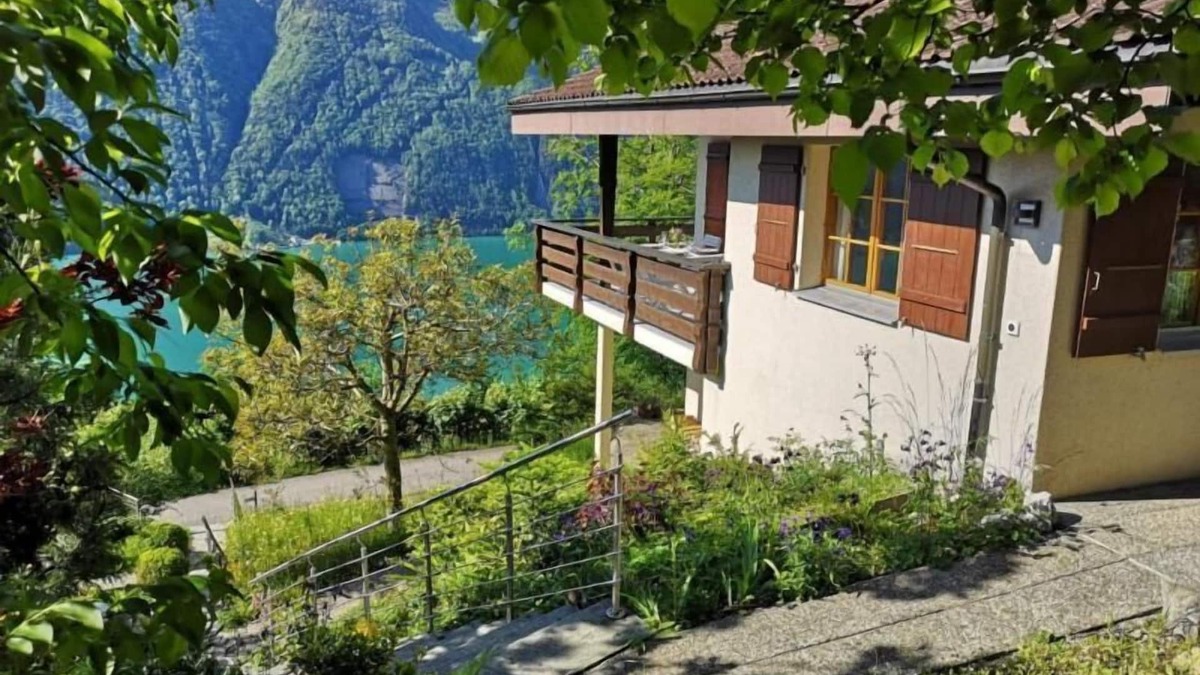 Ruetli Ski Chalet | Holiday house Seelisberg for 1 - 4 persons with 3 bedrooms - Holiday house