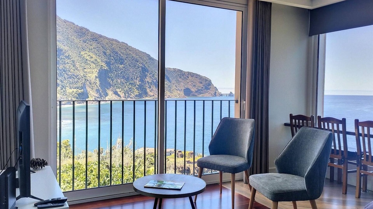 Porto Moniz House | Holiday house Seixal for 1 - 6 persons with 3 bedrooms - Holiday home
