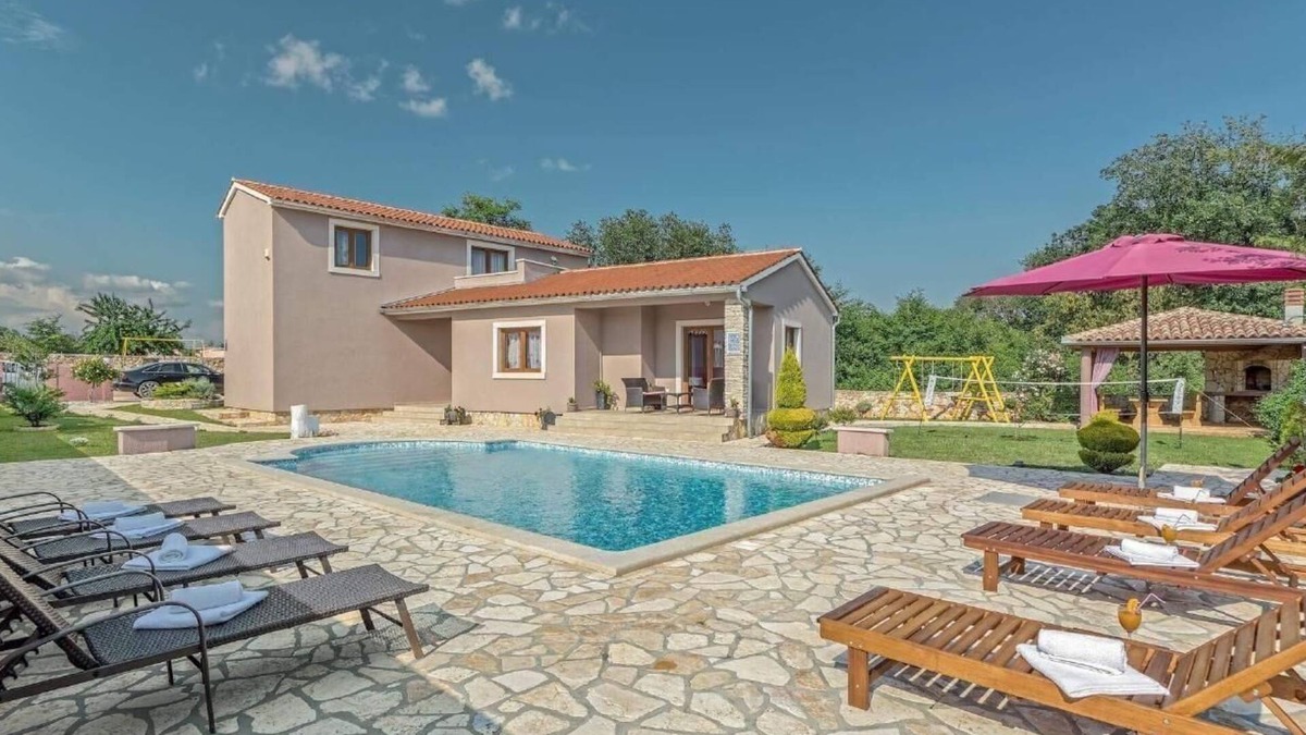 Valtura House | Holiday house Valtura for 1 - 8 persons with 4 bedrooms - Holiday home
