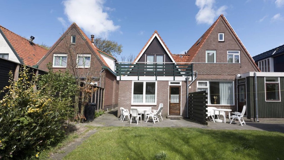 Egmond aan Zee House | Holiday house with garden near the Nat. Park, supermarket, shops and restaurants.