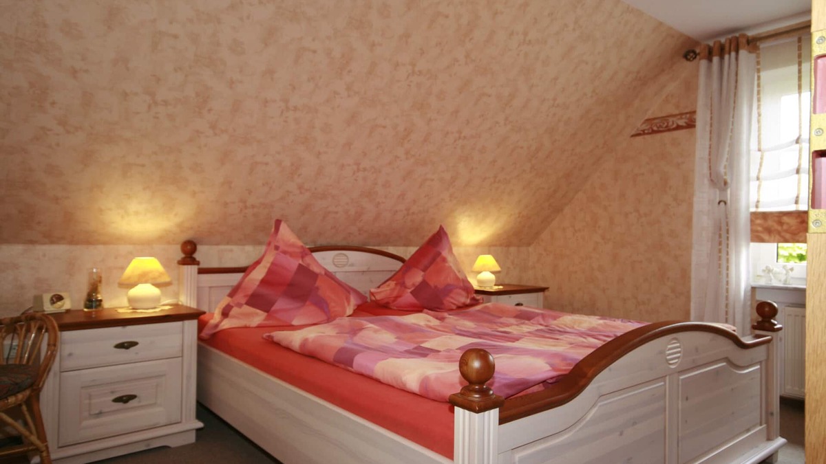 Wilhelmsfehn Apartment | Holiday house Wieke - an oasis of relaxation - in the middle of East Frisia - Wiesmoor