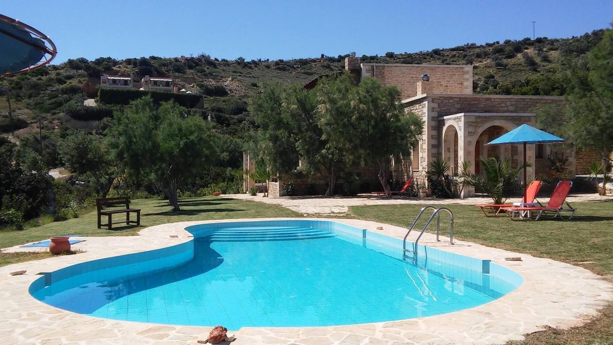 Triopetra House | Holiday house with pool, large garden, idyllic and calm, wifi | Triopetra, Crete