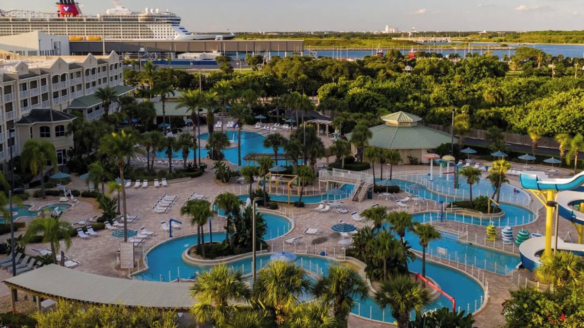Port Canaveral Resort | Holiday Inn Cape Canaveral Resort - 2-bedroom Villa in Ocean Front Building
