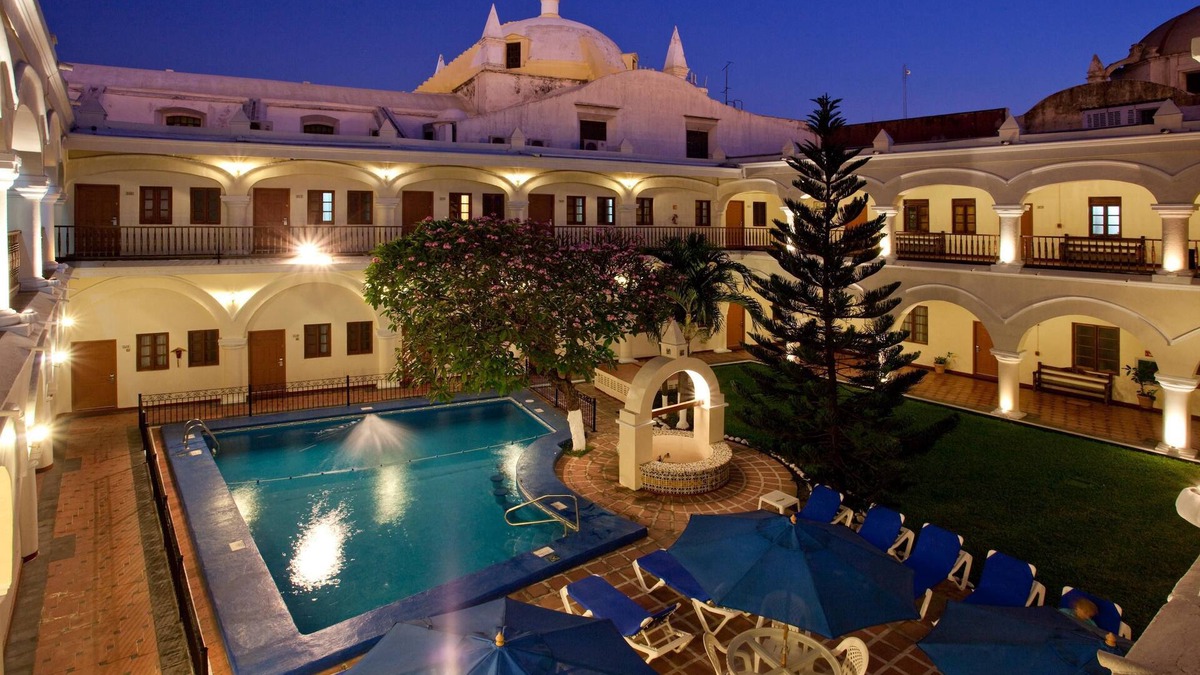 Old Town Hotel | Holiday Inn Centro Historico by IHG