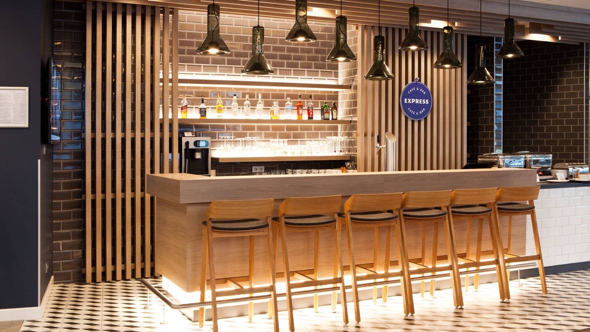 Altstadt I Hotel | Holiday Inn Express Mulheim - Ruhr by IHG