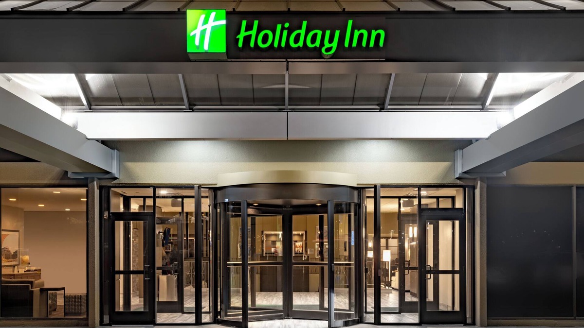 Northeast Park Hill Hotel | Holiday Inn Denver East by IHG