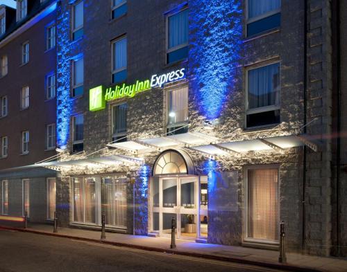 Central Aberdeen Hotel | Holiday Inn Express Aberdeen City Centre by IHG