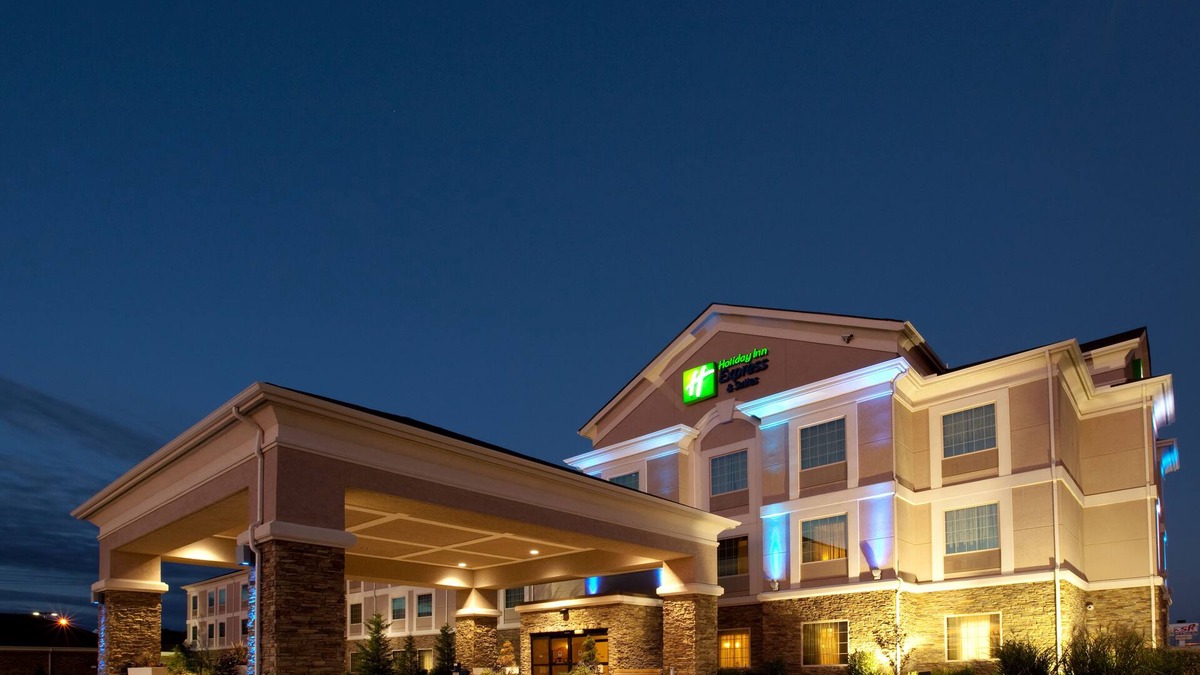 Ada Hotel | Holiday Inn Express Ada by IHG