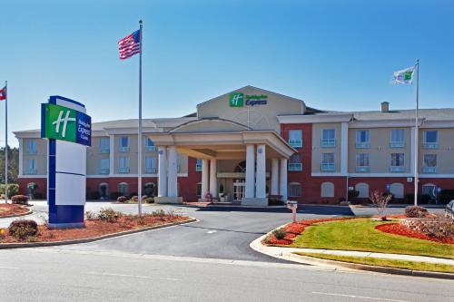 Thomasville Hotel | Holiday Inn Express and Suites Thomasville by IHG