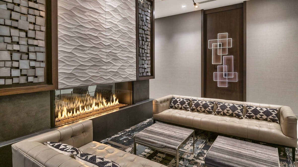 Revere Hotel | Holiday Inn Express Boston Logan Airport - Revere by IHG