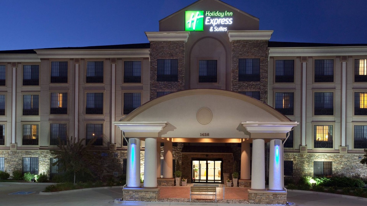 Fort Collins Hotel | Holiday Inn Express Hotel & Suites Ft. Collins by IHG