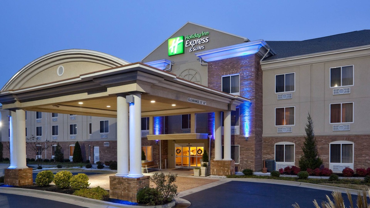 Archdale Hotel | Holiday Inn Express Hotel & Suites High Point South by IHG