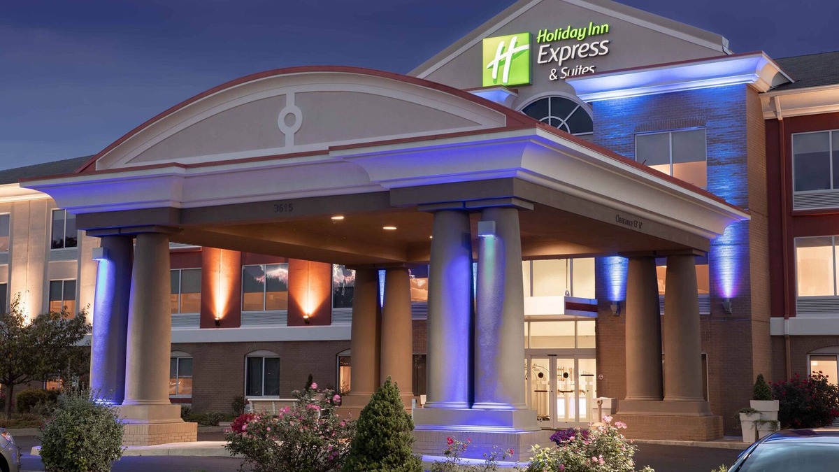 Vestal Hotel | Holiday Inn Express Hotel & Suites Vestal by IHG